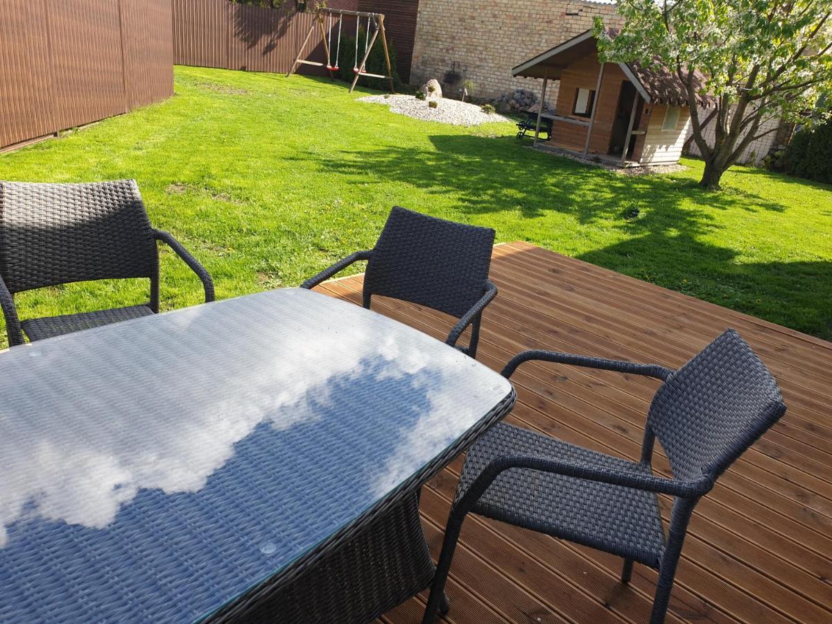 Sveciu Namai Kamile Villa Šiauliai Exterior foto