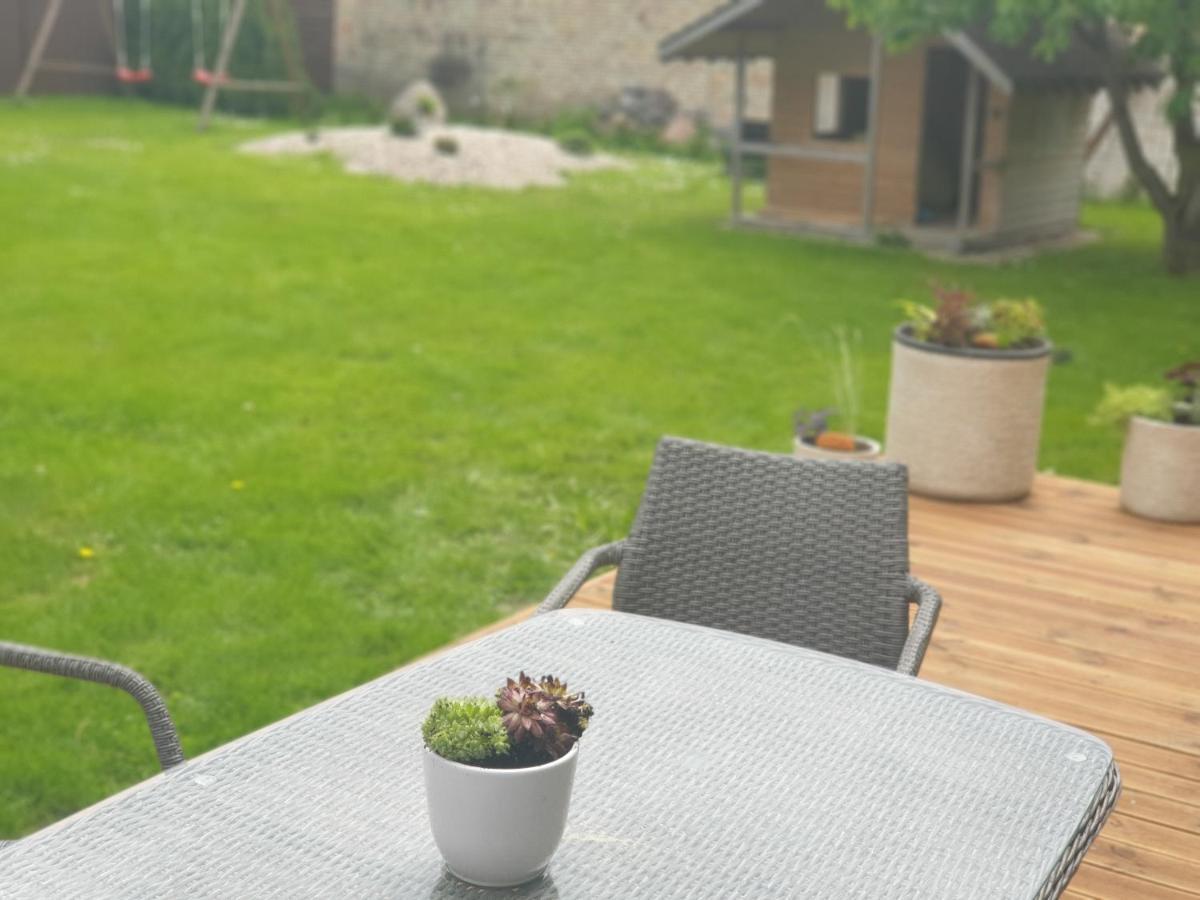 Sveciu Namai Kamile Villa Šiauliai Exterior foto